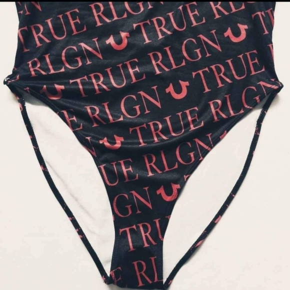 NWOT True Religion Black and RedLogo Bodysuit Size X Lasge - Picture 5 of 7